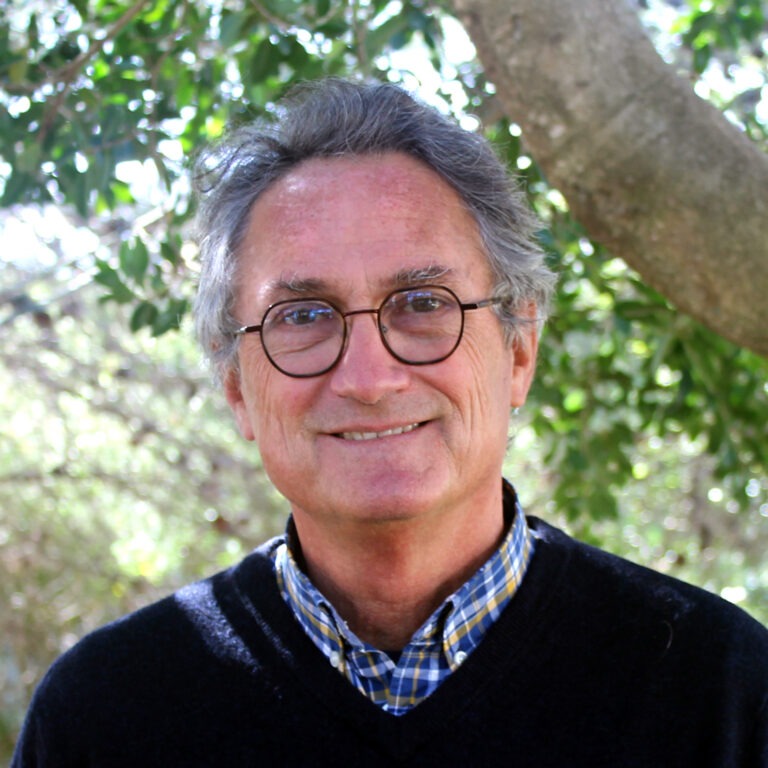 Dr. Juan Rita Larrucea